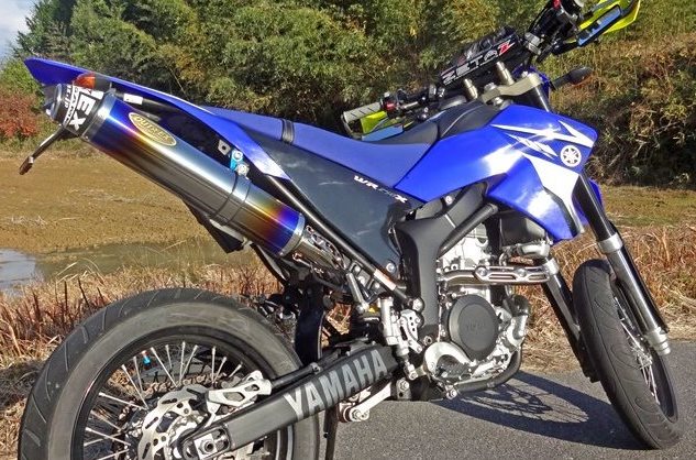 モタードマフラーのコメント バイクマフラー・バイク パーツ 通販:OUTEX