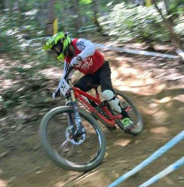 18360725_10209517033028070B_