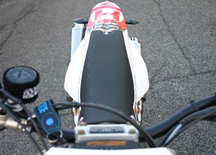 09SM450R doubleweb.JPG