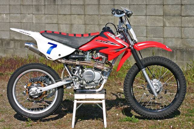 CRF100FOUTEXRACING1WEB